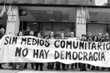 Basta de Persecución del Gobierno de la Ciudad a las Radios Comunitarias