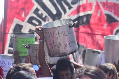 Movimientos sociales acamparán frente a los supermercados