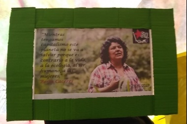 Berta vive en nuestra lucha