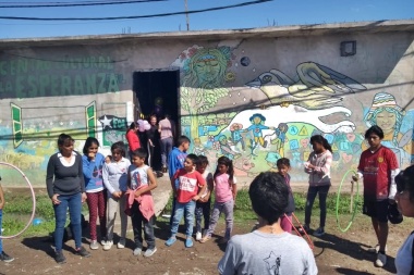 “A un mes de las inundaciones, seguimos luchando”