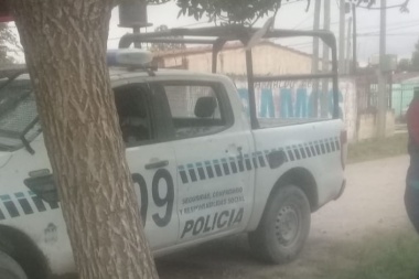 La policía de Sáenz  prohíbe que se lleve a cabo la merienda popular de Barrio Sanidad