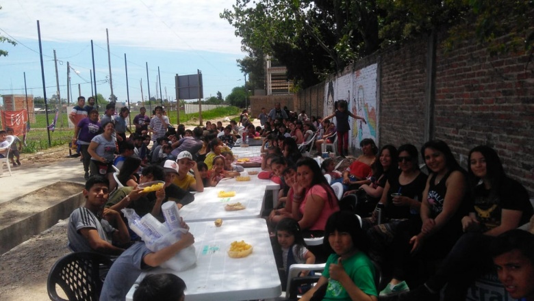 “Mil manos por la tierra y la juventud organizada”