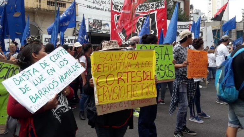 En plena pandemia: el barrio La Bajada sufre cortes reiterados en el servicio de electricidad