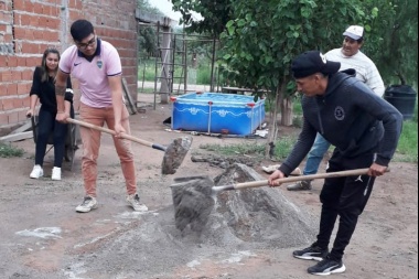 Trabajo en la bloquera de Bobadal