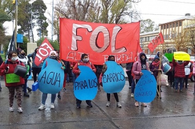 Por un mundo donde el agua sea un derecho de todxs y no un privilegio de pocxs