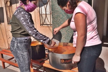 Triplicación de la demanda, pobreza récord pero ni un kilo de aumento por parte del gobierno a comedores