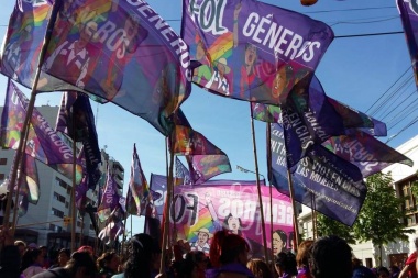 Alerta feminista: Movilizaciones contra los femicidios y travesticidios