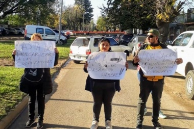 Repudio a la presencia de Macri en los Galpones de Tolosa