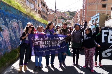 La Comisión Feminista Plurinacional presentó las primeras conclusiones sobre el viaje a Bolivia