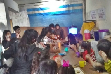 Una caja navideña por una sonrisa