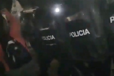 Represión en Monte Quemado