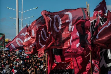 Miles de familias batallan contra el frío y el gobierno no da respuestas