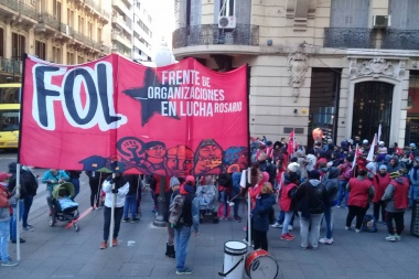 Cooperativistas acampan por tiempo indeterminado