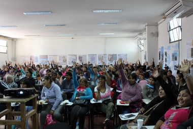 El FOL avanza con los plenarios regionales y profundiza la lucha en la calle