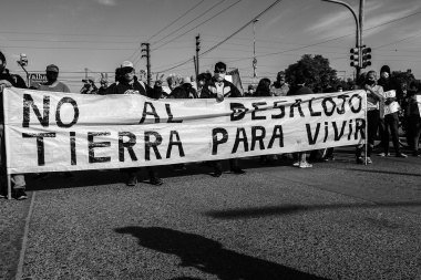 Conferencia de prensa de vecinos y vecinas de la recuperación de tierra de Guernica