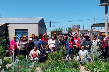 Las huertas de La Plata hicieron un encuentro en Oñondivepá